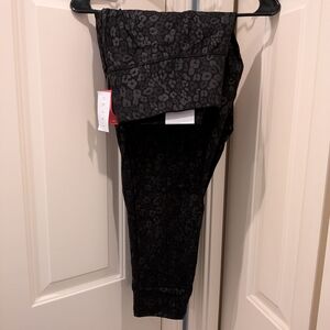 Livi Active Black Leopard Print Leggings